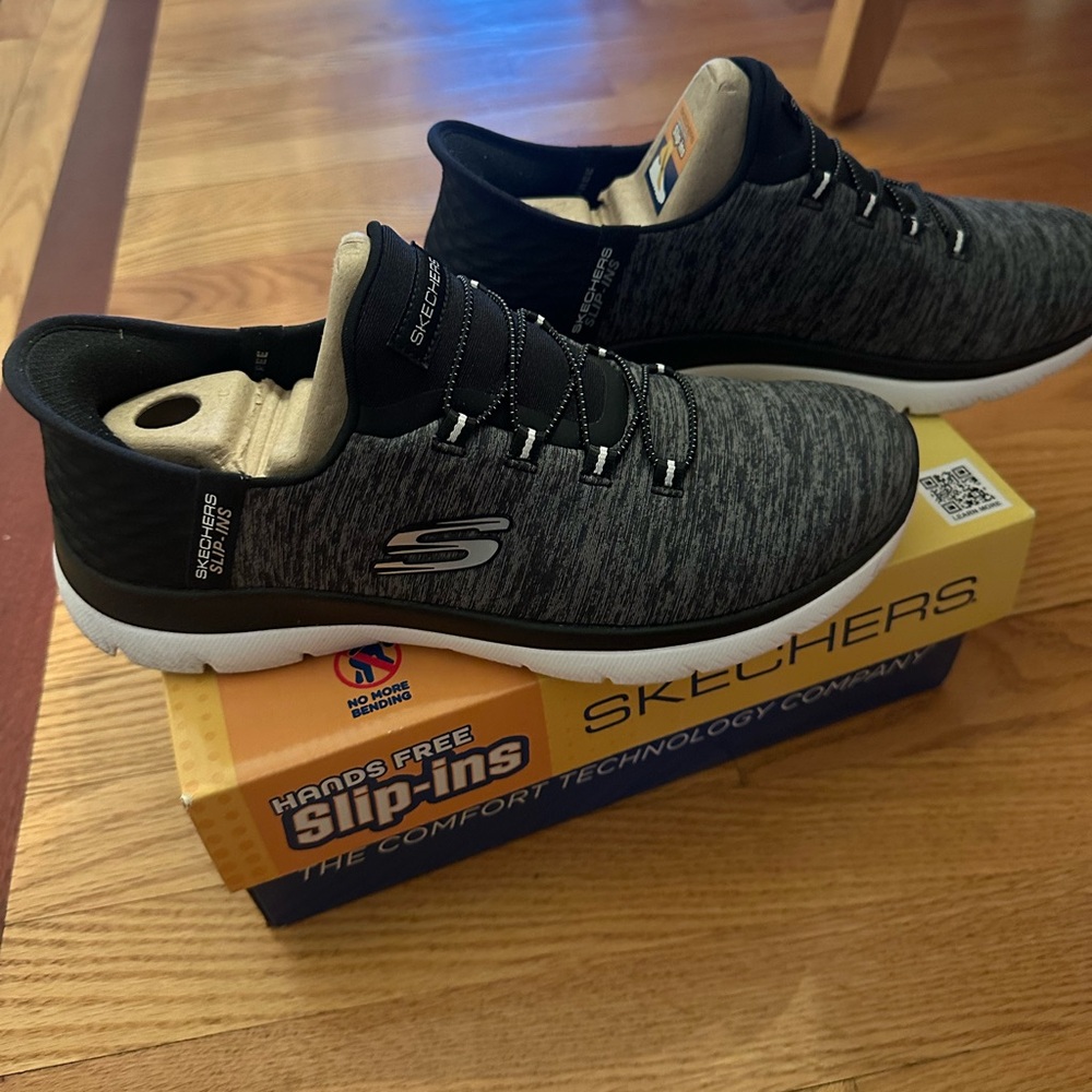 Skechers Gray Athletic Shoes Summits Dazzling Haze- worn once!! - Picture 4 of 6